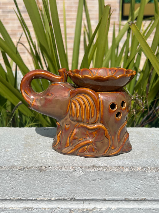 Elephant Oil Burner 17cm - Aromatherapy Ambiance - Home Candles and Oil Burners by Casaliving&nbsp;