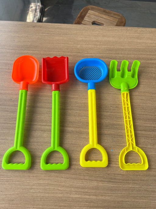 Kids beach sand tools 4pce set