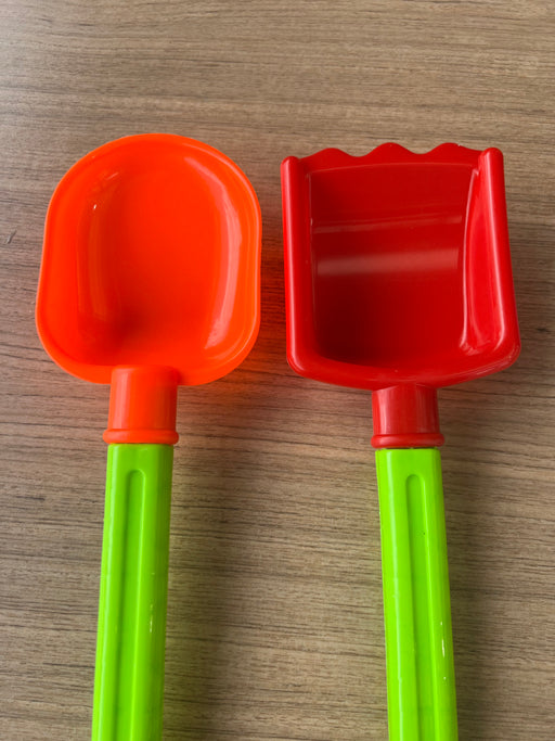 Children’s sand tools shovel rake scoop